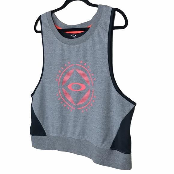 Oakley Women’s Exhale Workout Pullover - Picture 11 of 11